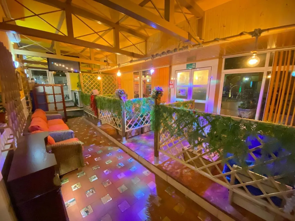 Hostal Avenida Andalucia - Solo Adultos Sevilha 0*,