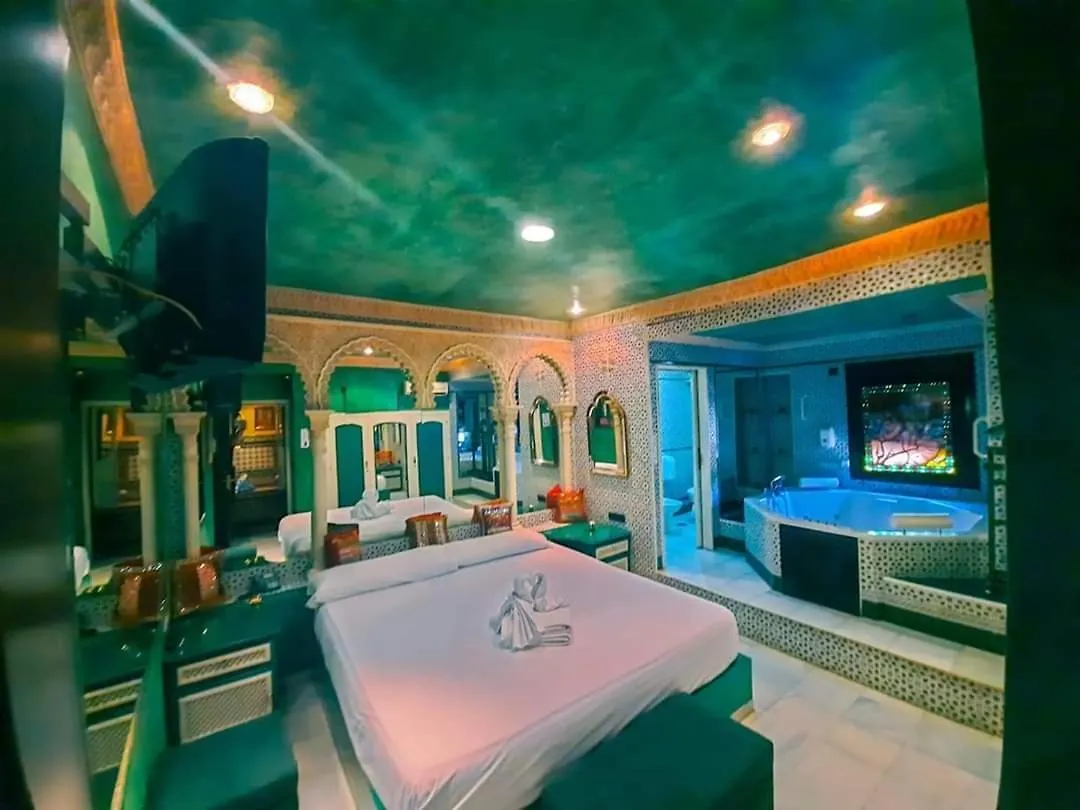 Hostal Avenida Andalucia - Solo Adultos Sevilha Casa de hóspedes