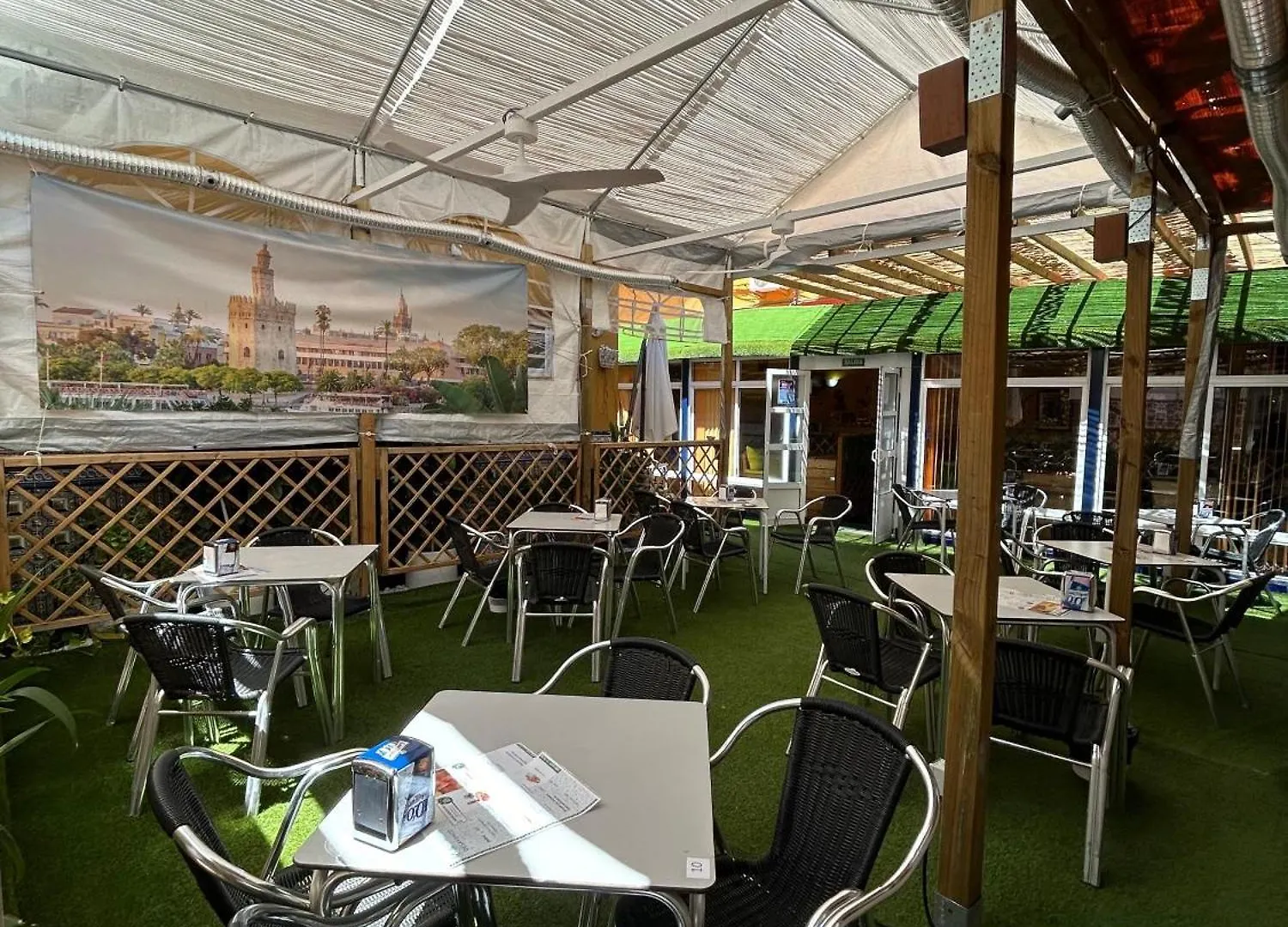 Hostal Avenida Andalucia - Solo Adultos Sevilha 0*,