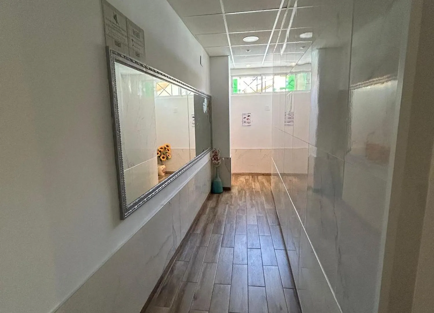 Hostal Avenida Andalucia - Solo Adultos Sevilha 0*,  Espanha