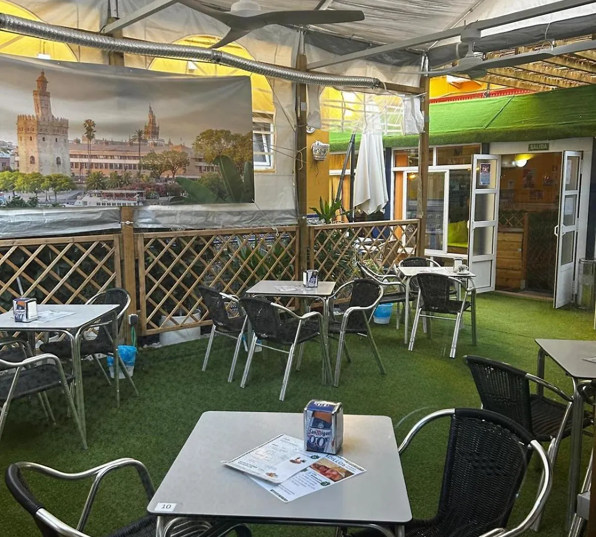 Hostal Avenida Andalucia - Solo Adultos Sevilha Espanha