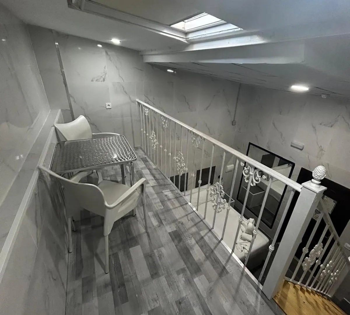 Hostal Avenida Andalucia - Solo Adultos Seville