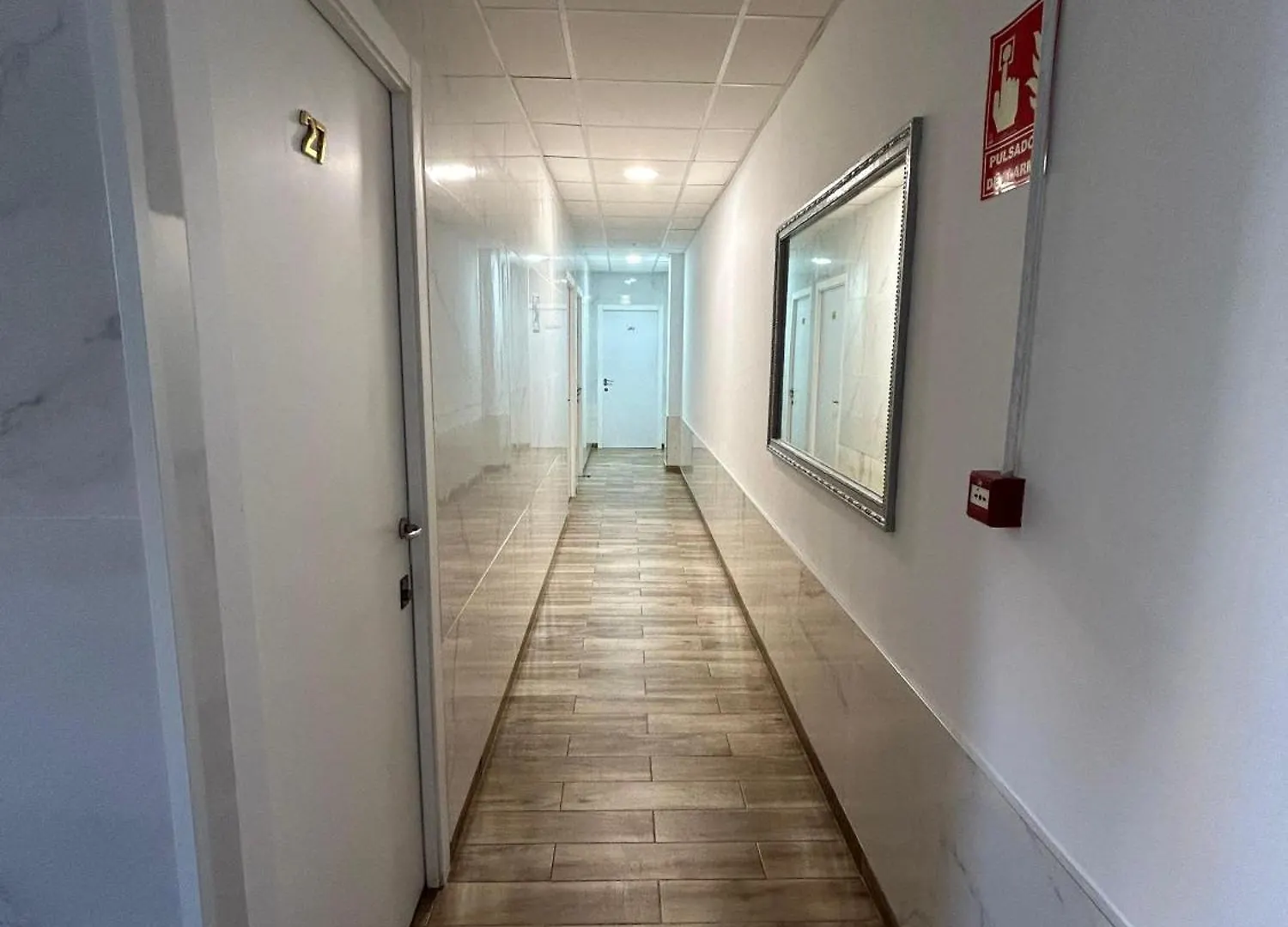 Hostal Avenida Andalucia - Solo Adultos Sevilla Gasthuis